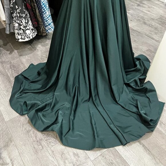 NWT Faviana Emerald Green Strapless Formal Gown $395 - Picture 10 of 14